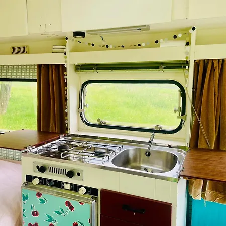 Cute Little Caravan For 2 In Old Orchard *